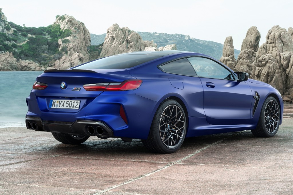 BMW M8 Competition Coupe (5) (1)