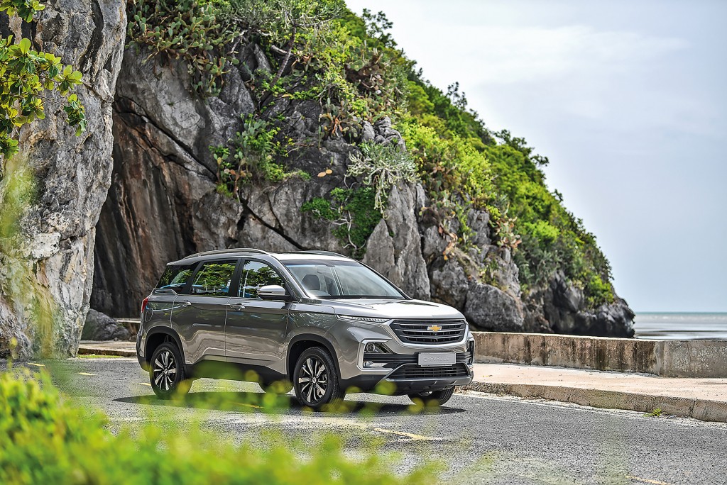 All-New Chevrolet Captiva Premier_seaside drive_small