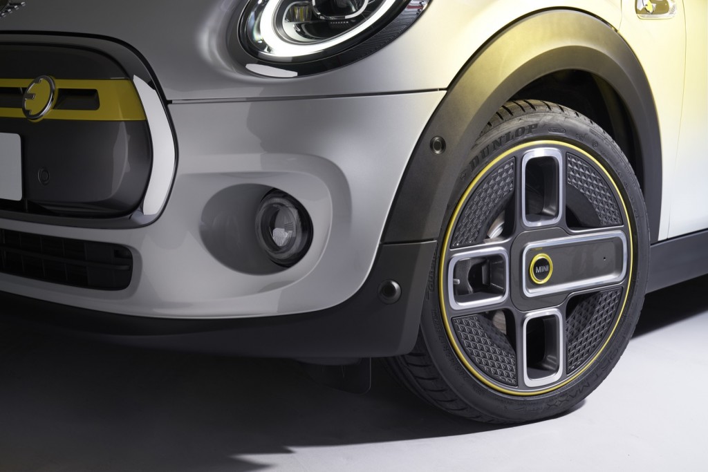 P90357970_highRes_the-new-mini-cooper-