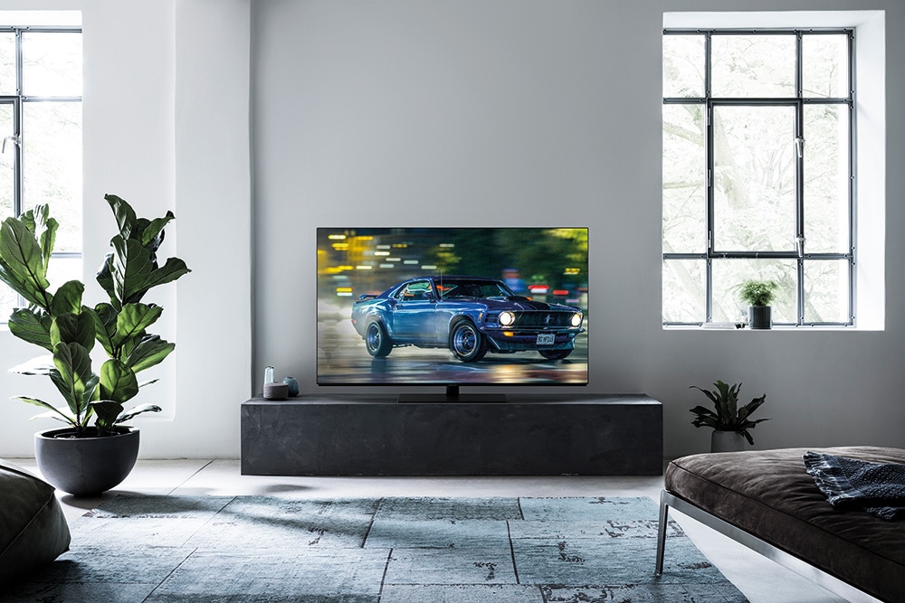 TTT303.feat_main_tv.Panasonic_TX_55GZ950_Lifestyle d68993c957a24