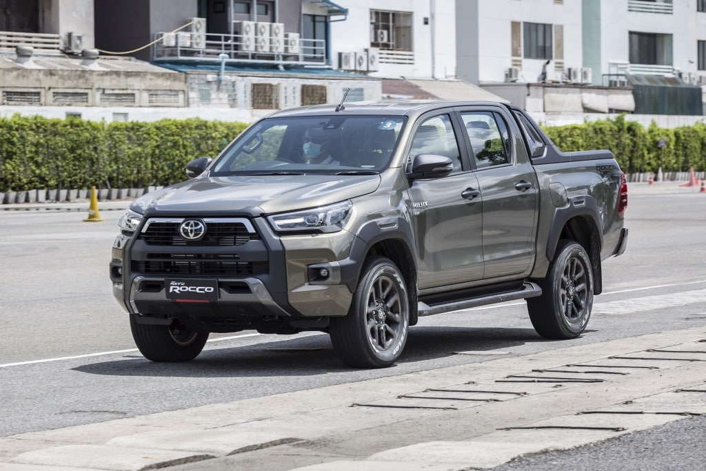 Toyota Hilux Revo Rocco Test Drive  (9)