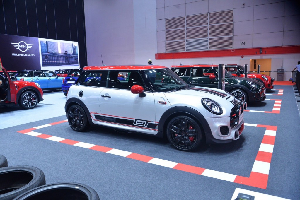 MINI GT Limited Edition (2)