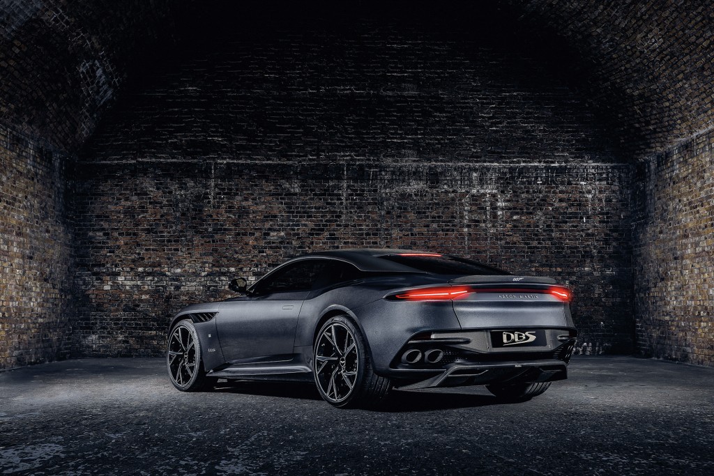 ASTON MARTIN DBS SUPERLEGGERA 007 EDITION