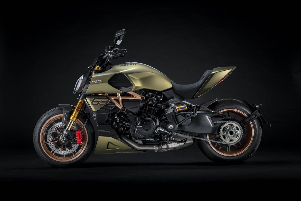 Ducati Diavel 1260 Lamborghini_1