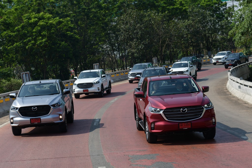 Mazda BT50-2048