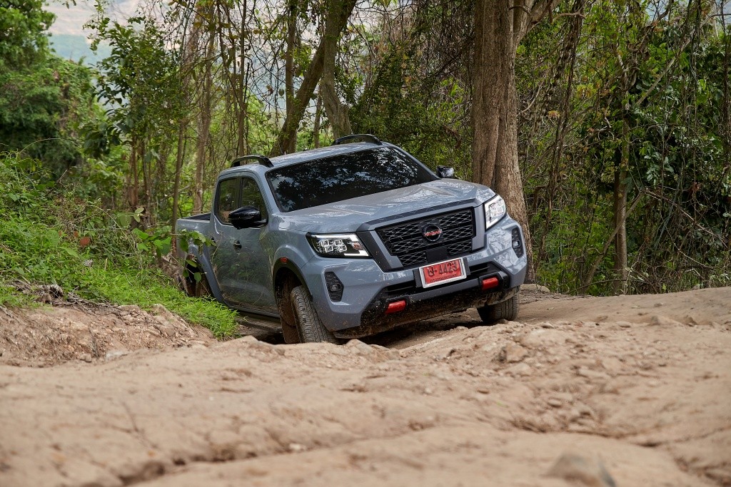 New NISSAN NAVARA_T3-55