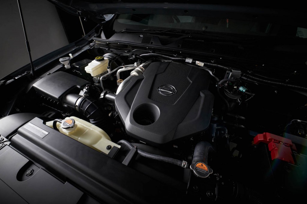 NISSAN NAVARA_Engine-3