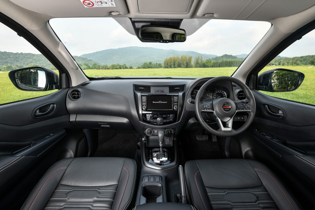 NISSAN NAVARA_Interior-65