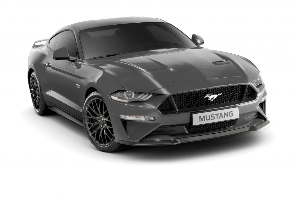 Ford Mustang carbonized grey