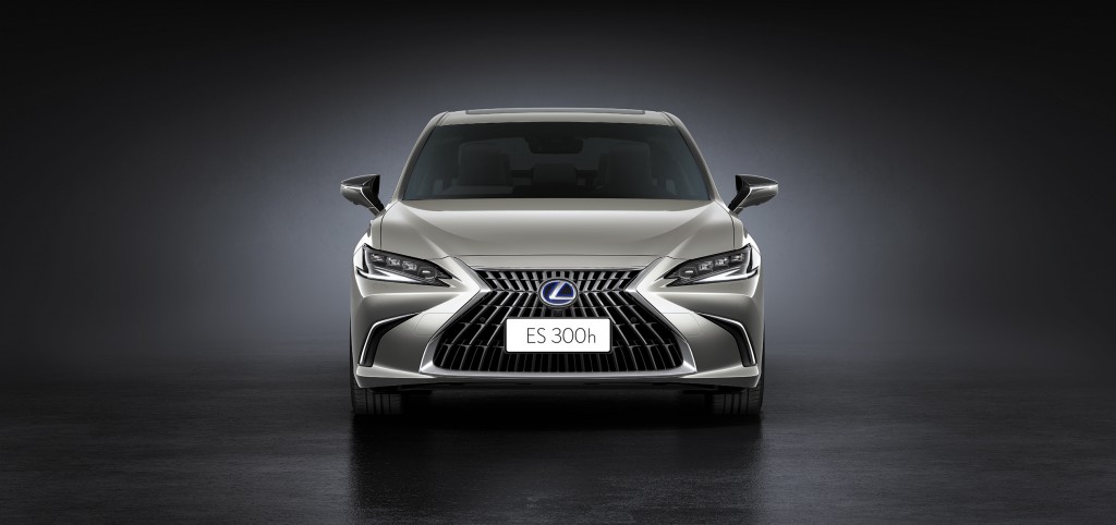 Lexus ES 300h (11)