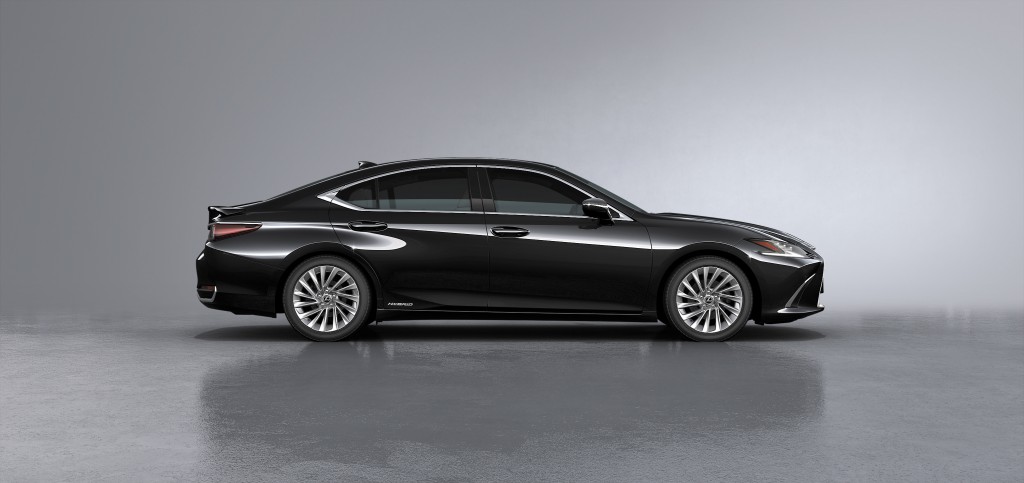 Lexus ES 300h (32)