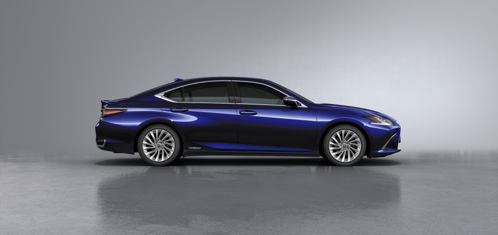 Lexus ES 300h (36)