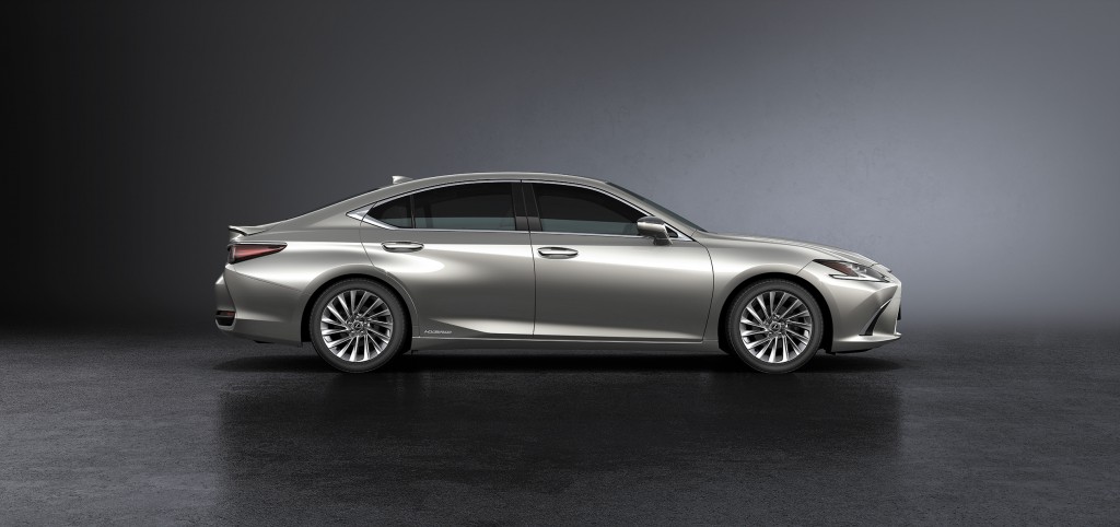 Lexus ES F Sport (12)