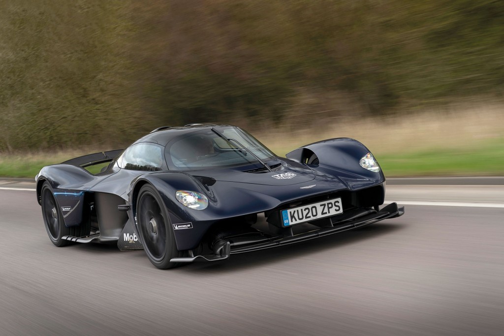 40.2 ASTON MARTIN VALKYRIE SPIDER