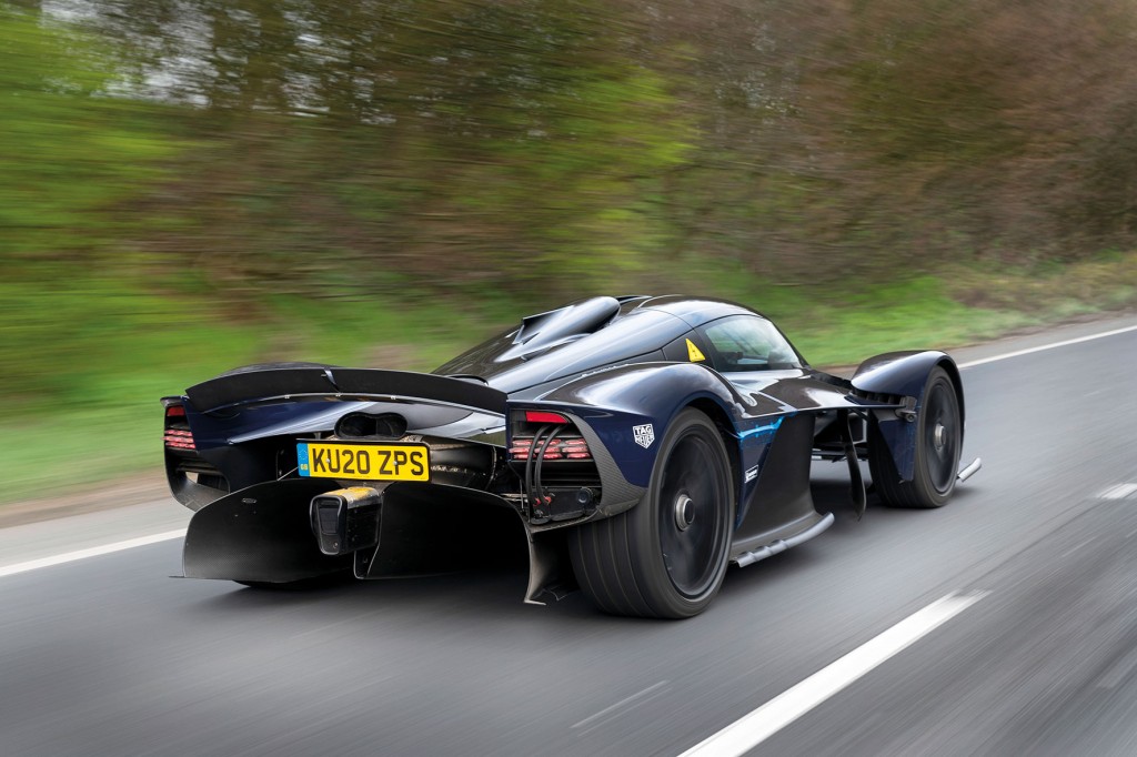 40.3 ASTON MARTIN VALKYRIE SPIDER