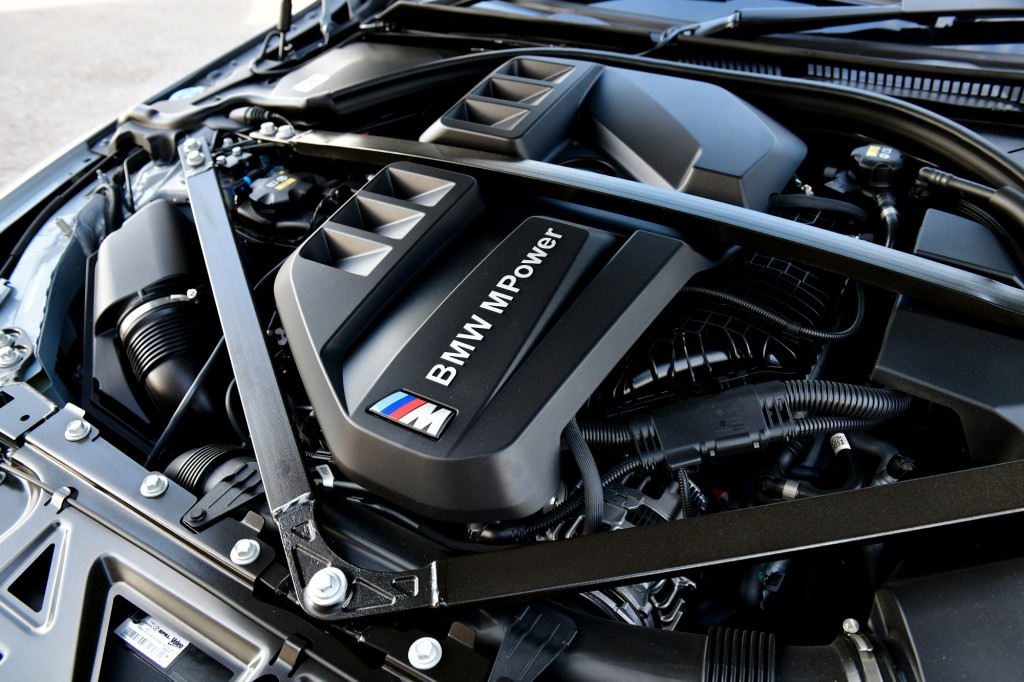 BMW M4-34