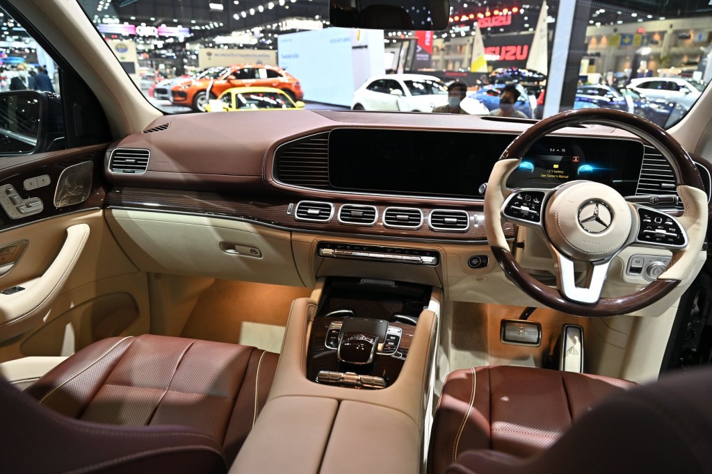 Maybach GLS 600 (3)