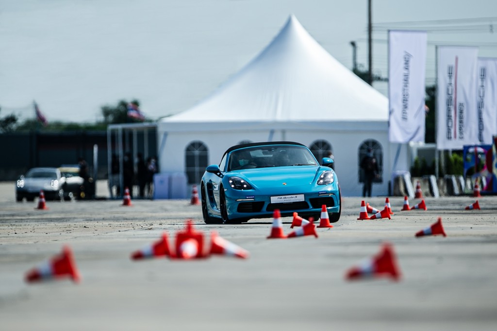 Porsche World Roadshow2021 (39)