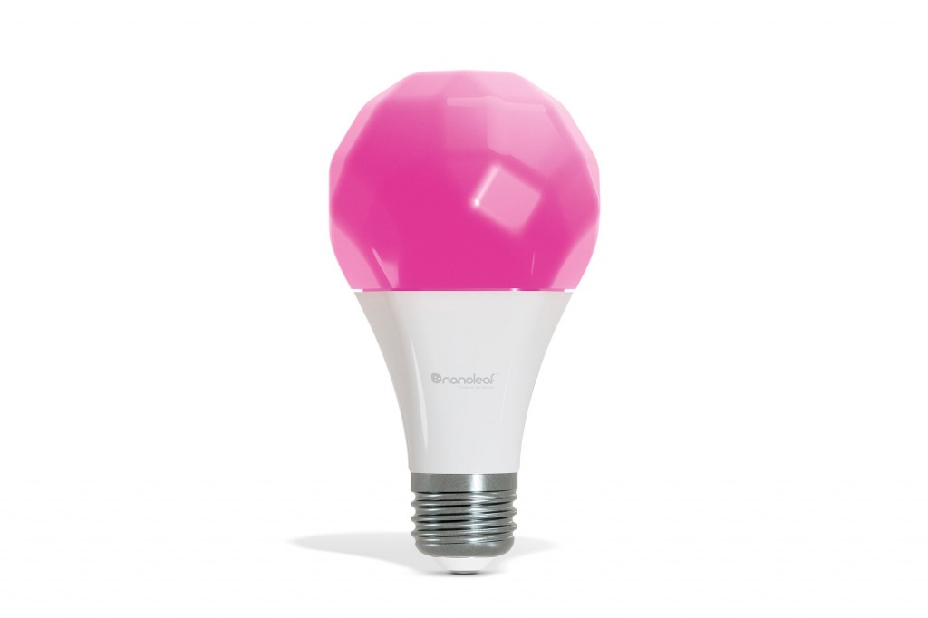 TTT319.feat_smart_lights.nanoleaf_essentials