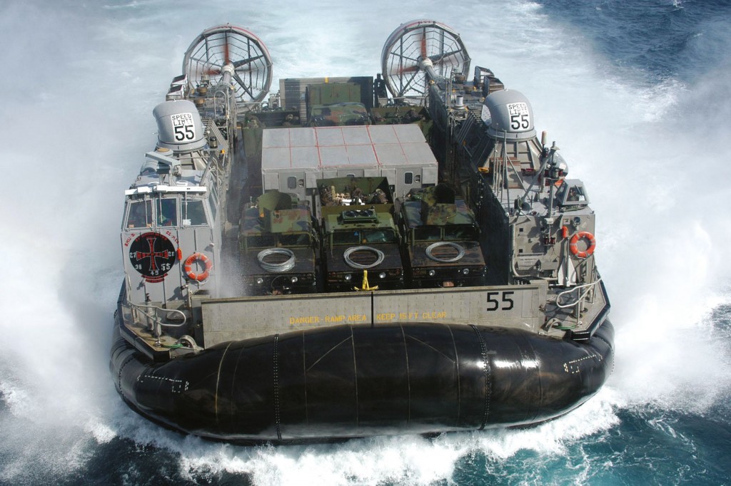 HIW144.trans_hovercraft.lcac_pd