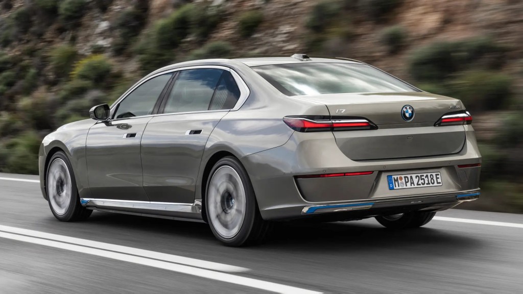 2023 All New 7-Series (15)