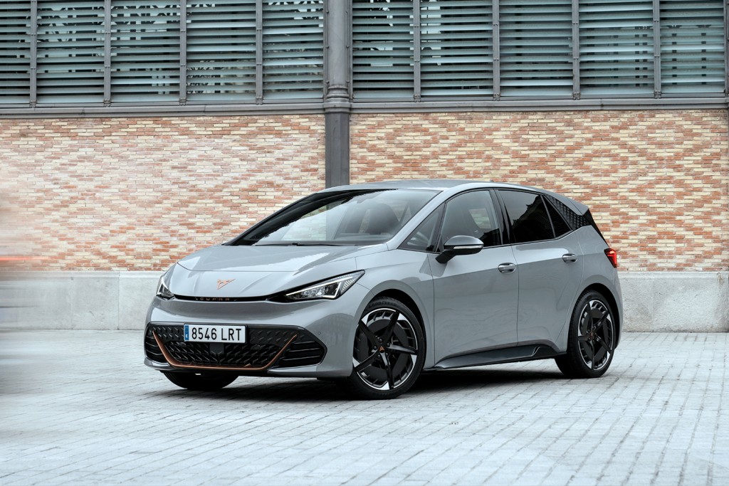 30.8 CUPRA BORN copy