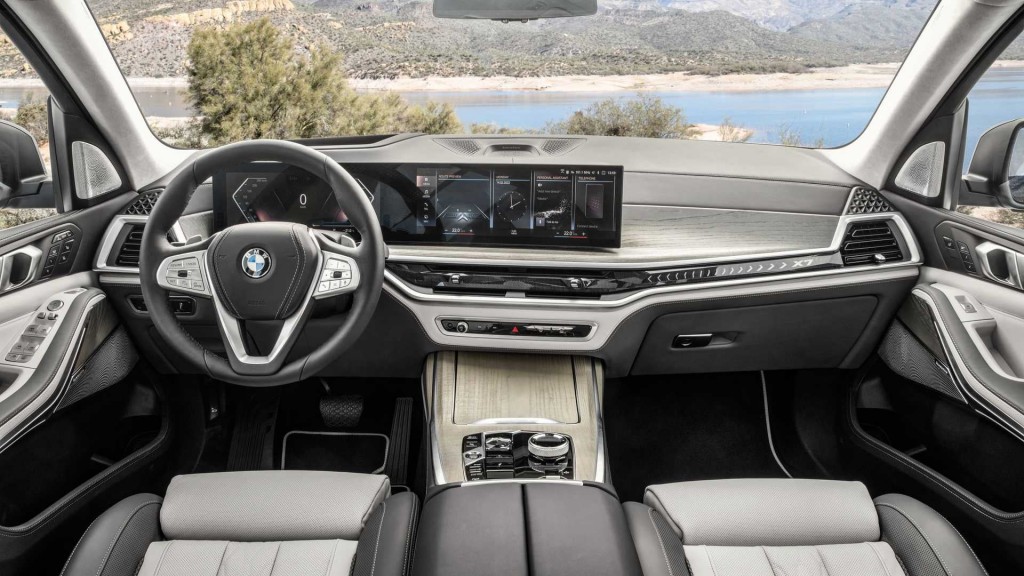 BMW X7 LCI 2023 (28)