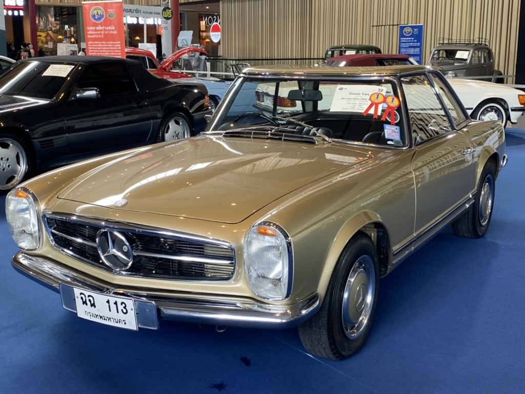 พันเอก บรมวิช หิรัญยัษฐิติ Mercedes-Benz 280SL W113 ปี 1968