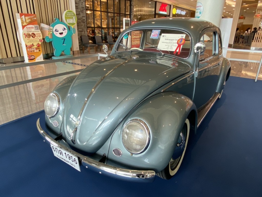 3.ตุลยา ตุลยายน Volkswagen Beetle Oval Window  1956
