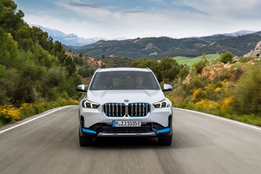 BMW X1, iX1 2022 (26)