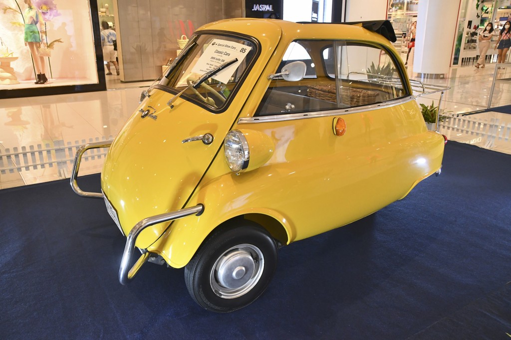 88.6 BMW ISETTA 300