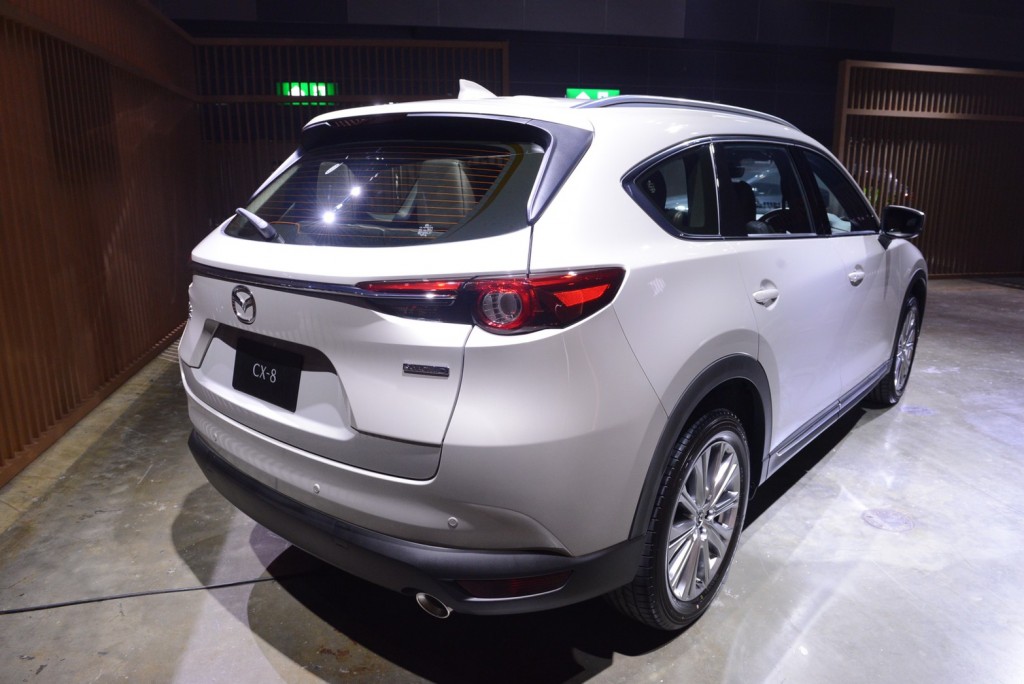 LINE_ALBUM_MAZDA CX8_8._220725