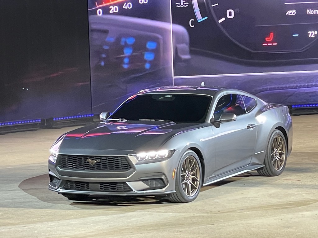 All-New Ford Mustang 2023  (19)