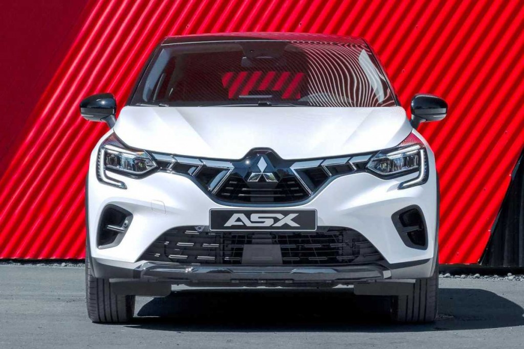 Mitsubishi ASX (2)