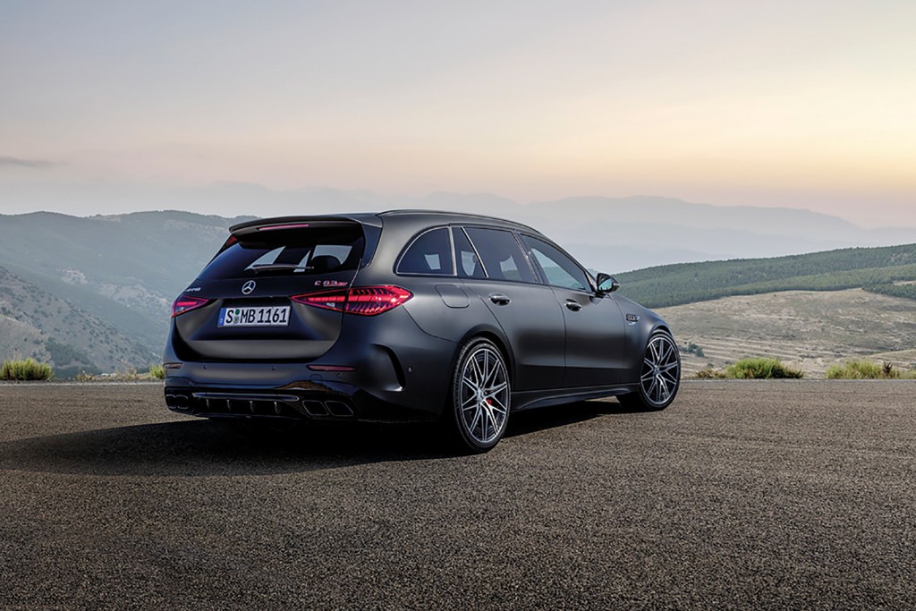 MERCEDES-AMG C 63 S E PERFORMANCE
