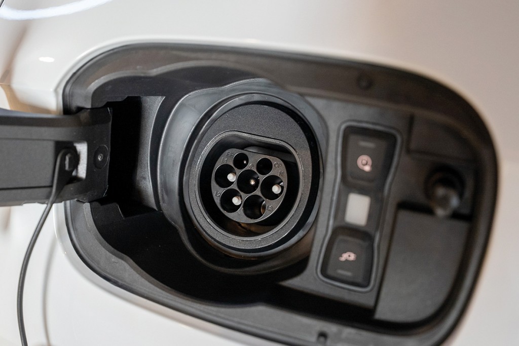AUDI Q5 TFSI E QUATTRO S LINE