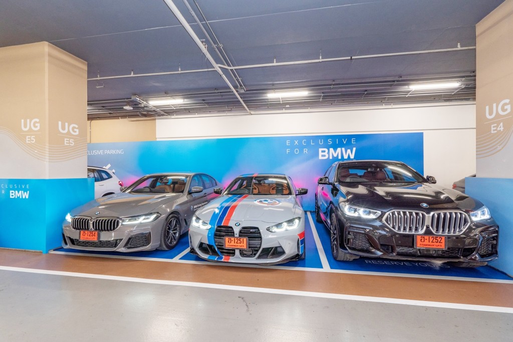 BMW Exclusive Parking (2)