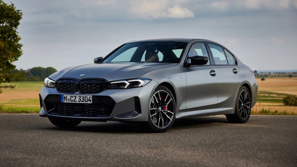 3 series 2022 deals
