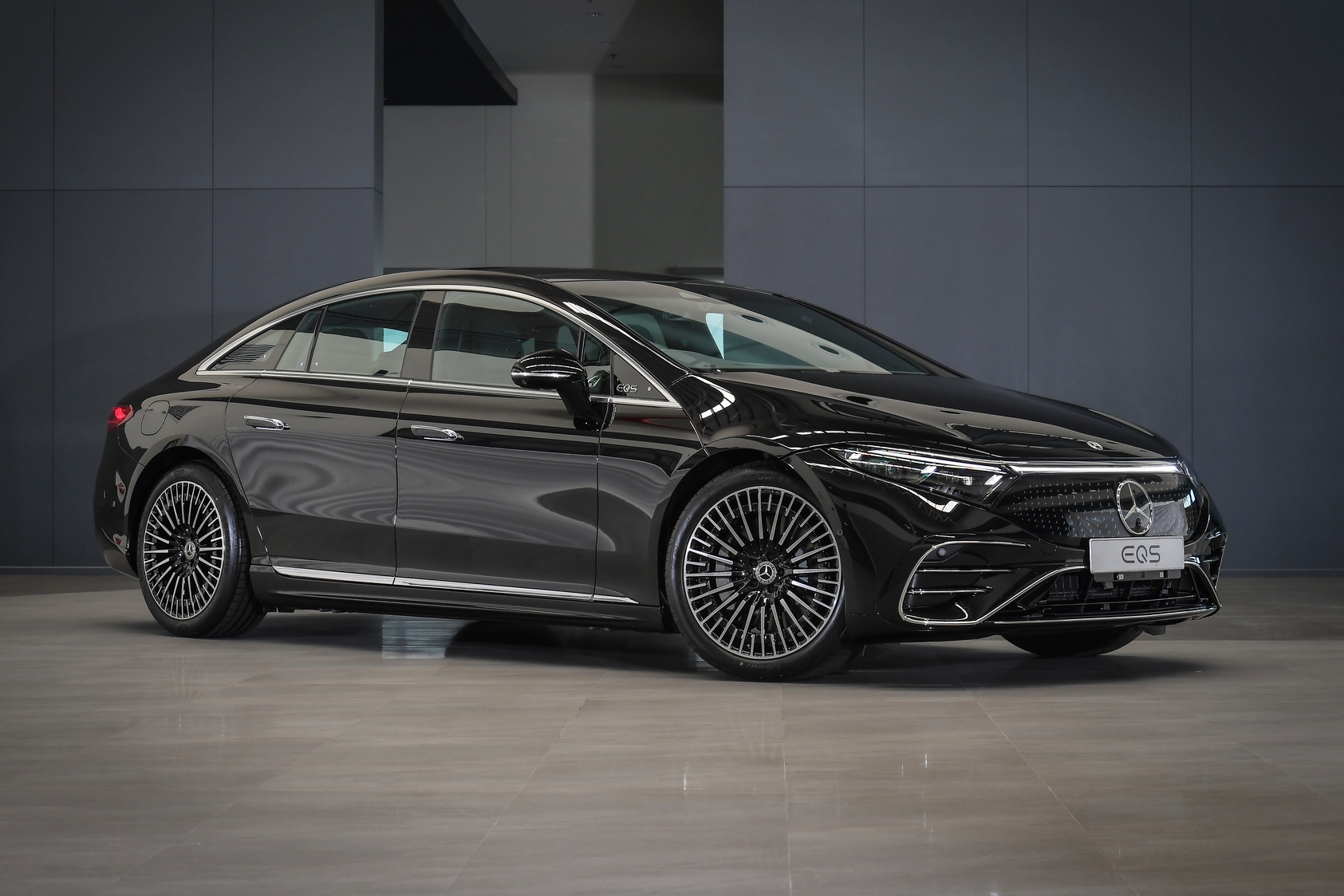 Mercedes-Benz EQS500 4Matic AMG Premium MotorExpo 2022 Autoinfo (4)