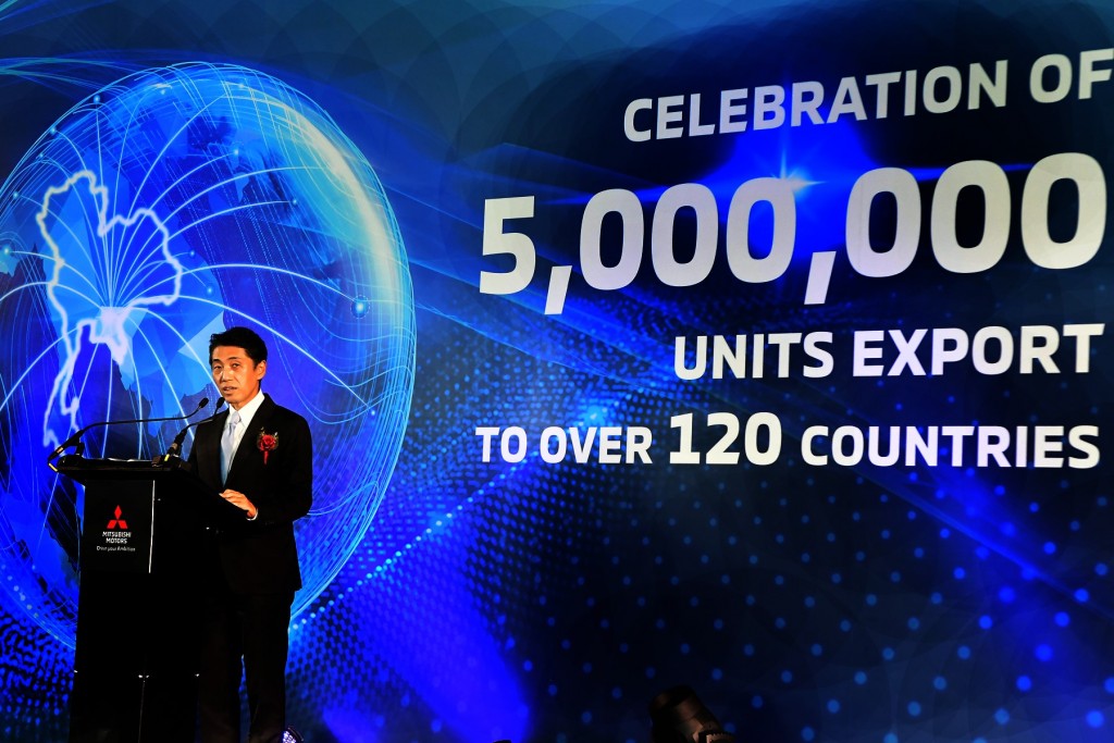 3_Mr. Eiichi Koito at 5 million exports celebration ceremony