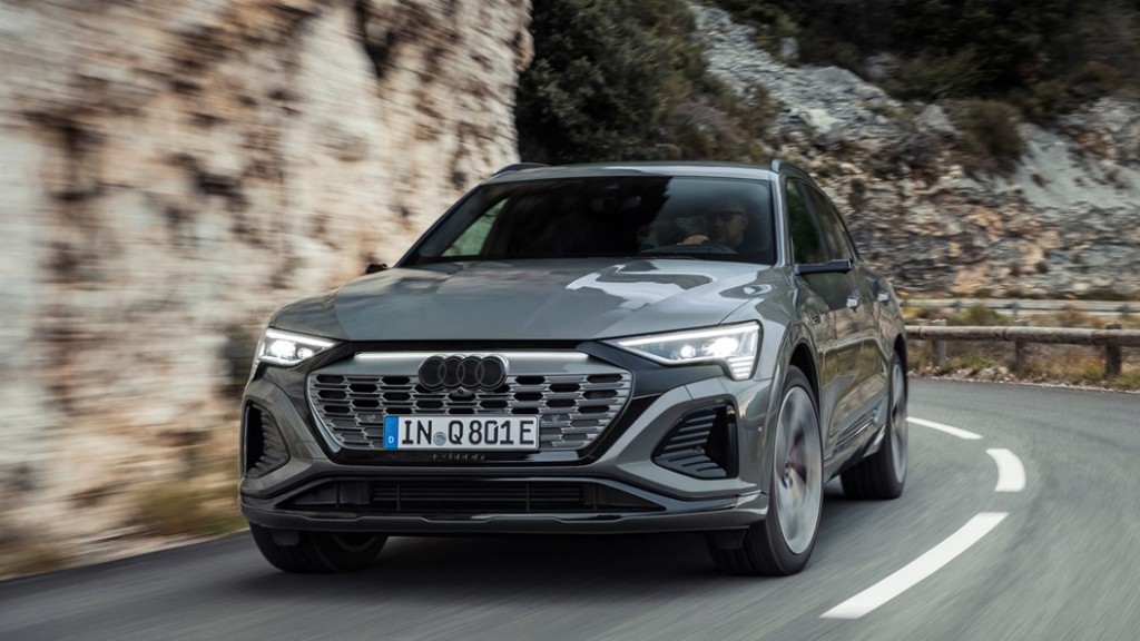 Audi Q8 e-Tron Facelift 2023  (22)