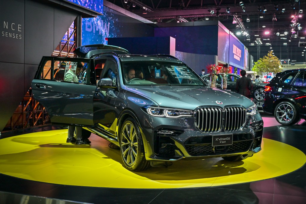 BMW X7