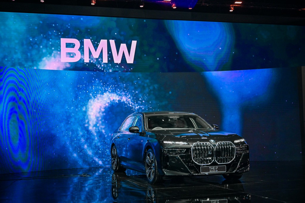 BMW in Motor Expo 2022   (1)