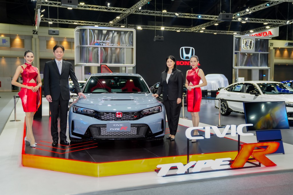 Honda booth at Motor Expo 2022 (1)