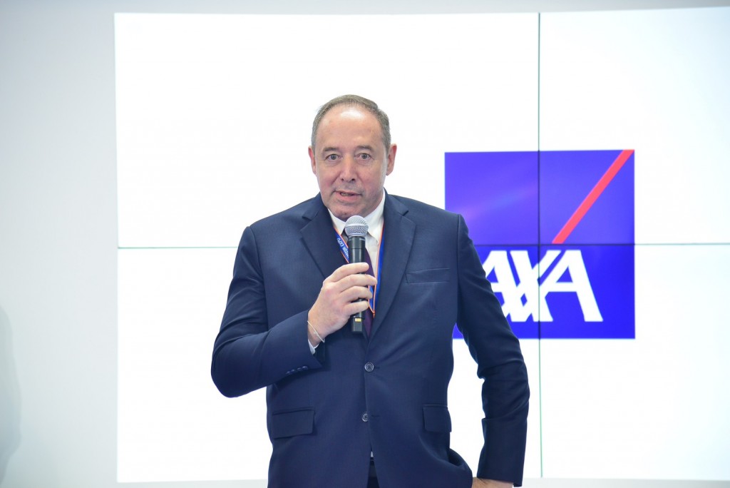 LINE_ALBUM_AXA_221203_0