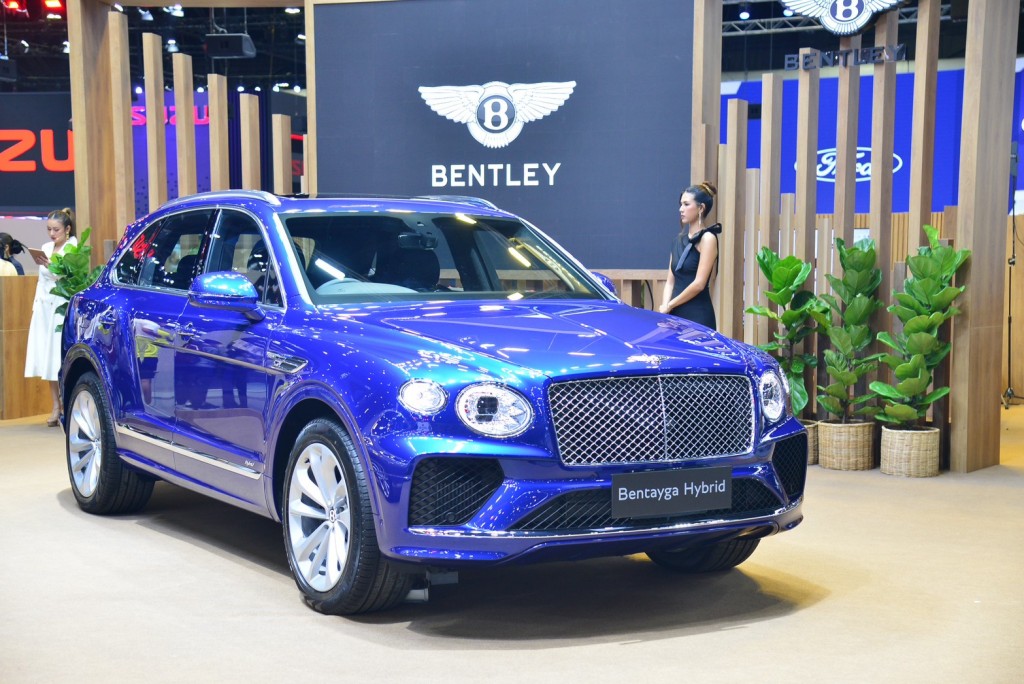 LINE_ALBUM_BENTLEY_221203_3