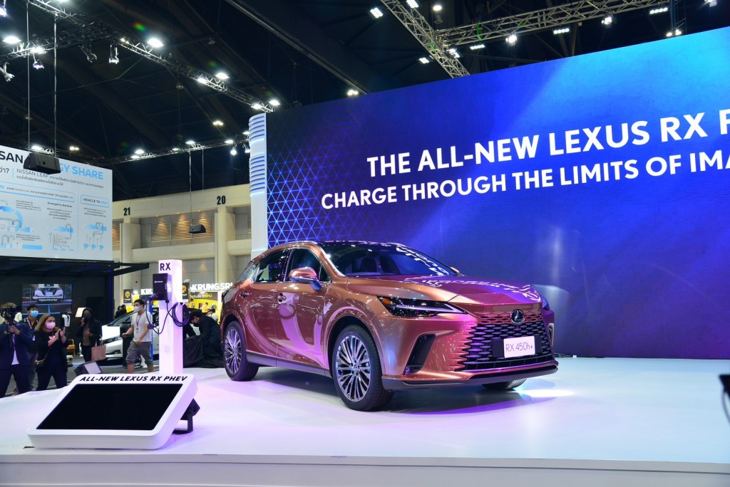 LINE_ALBUM_LEXUS_221202_2