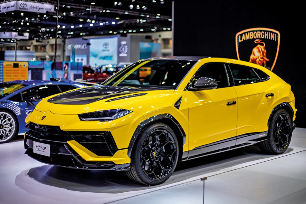 LAMBORGHINI URUS PERFORMANTE