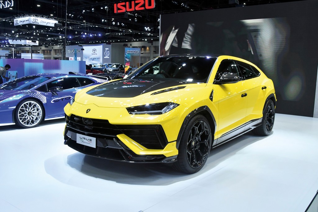 LAMBORGHINI URUS PERFORMANTE