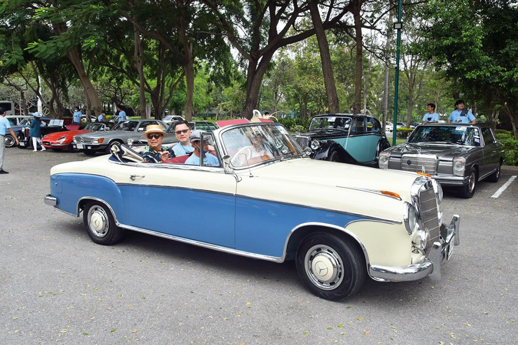 MECEDES-BENZ  220S CABRIOLET ปี 1958